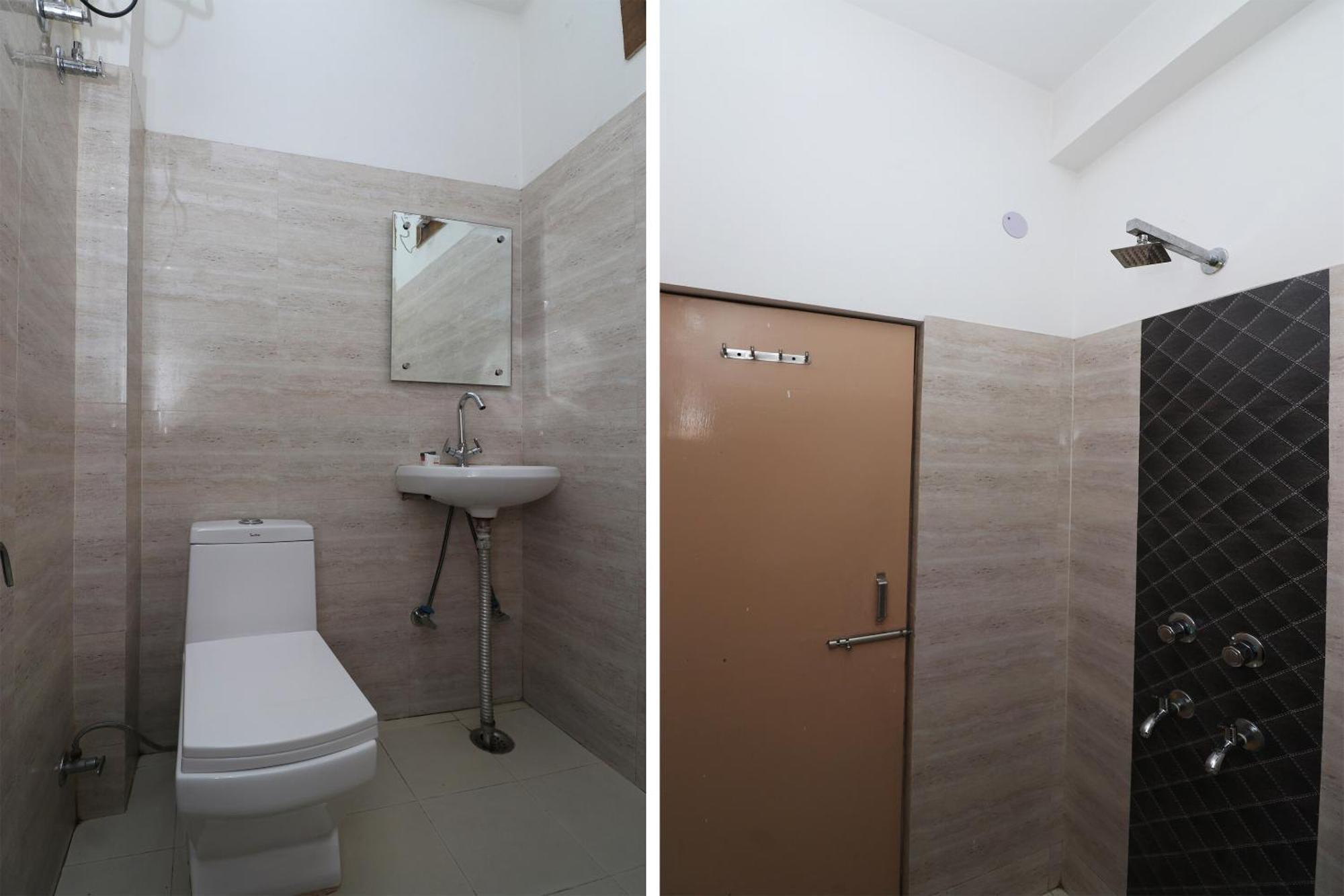 Oyo Flagship Hotel Daimond Nuova Delhi Esterno foto